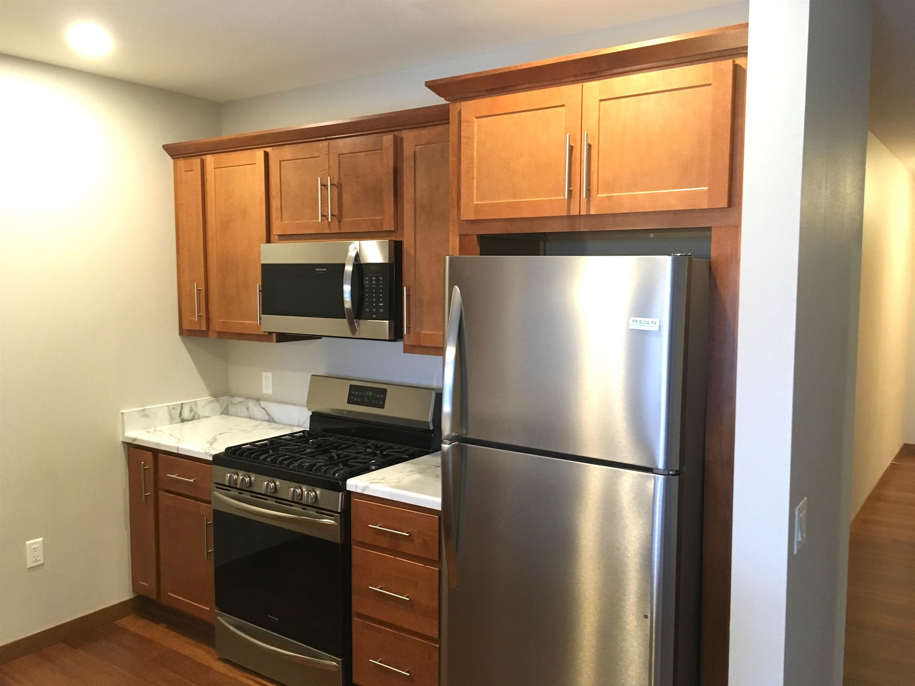 625 North Segoe Road, Unit 404 Madison, WI 53705 - Photo 6 of 24