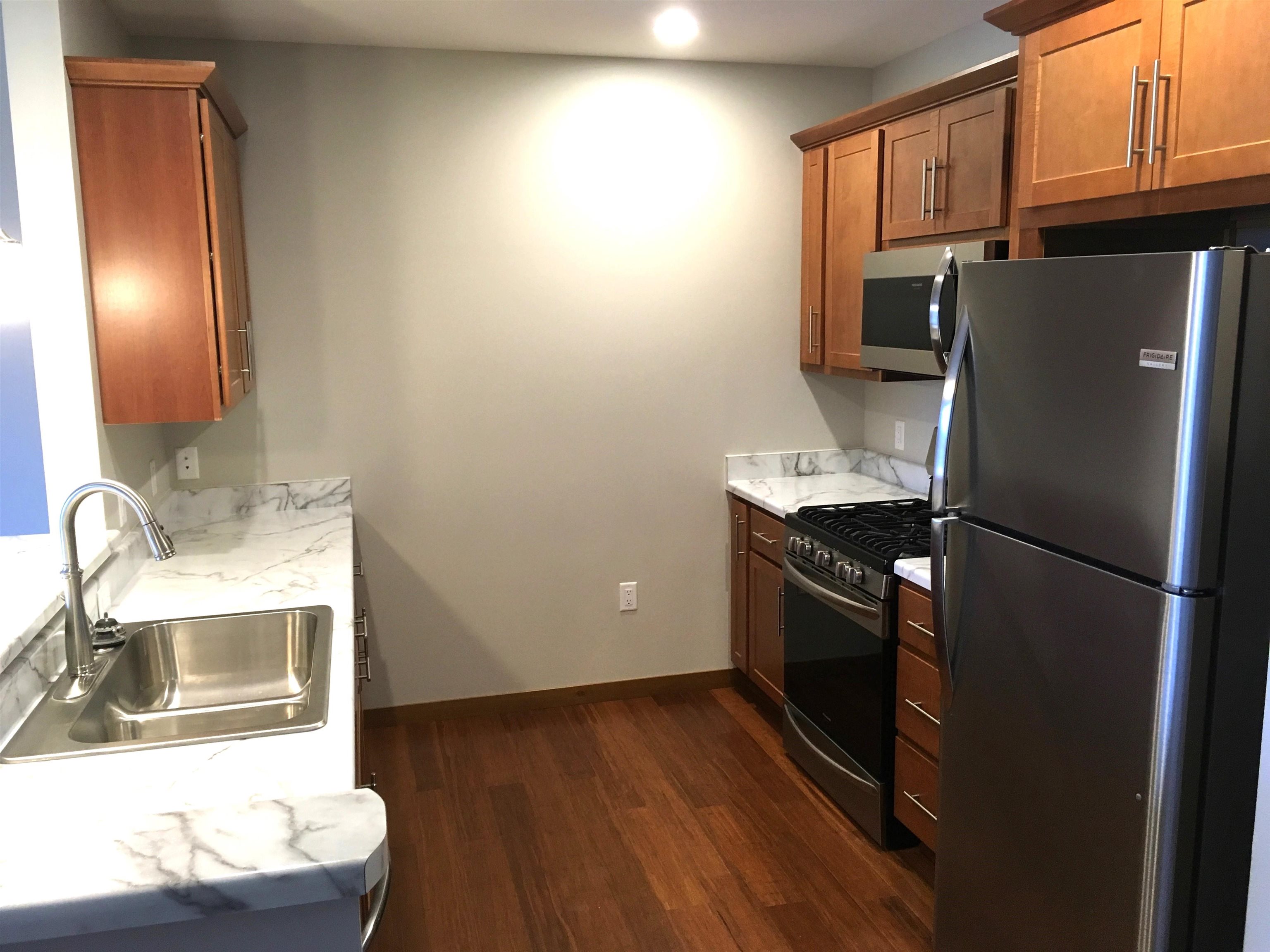 625 North Segoe Road, Unit 404 Madison, WI 53705 - Photo 7 of 24