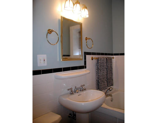 19 Grovenor Road, Unit 3 Boston, MA 02130 - Photo 3 of 26 Gallery Image 3