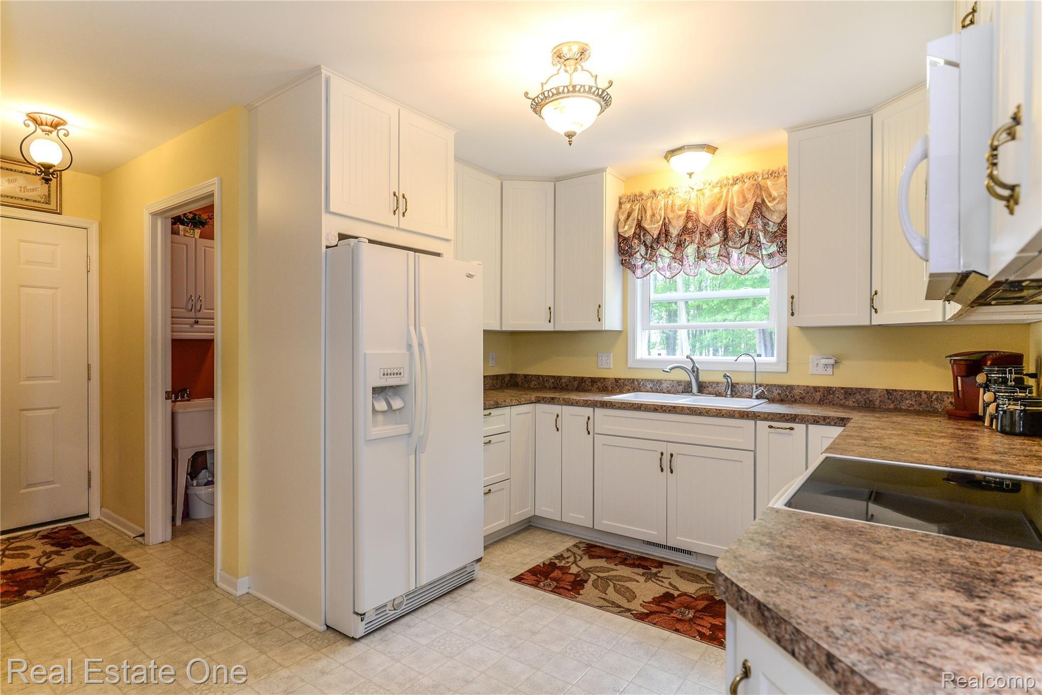 19373 Spears Road Gregory, MI 48137 - Photo 16 of 42 DSC_2999.jpg