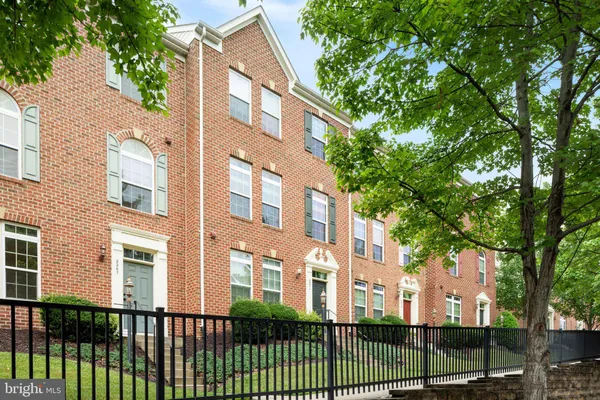 $529,900 | 2271 Merseyside Drive, Woodbridge, VA 22191