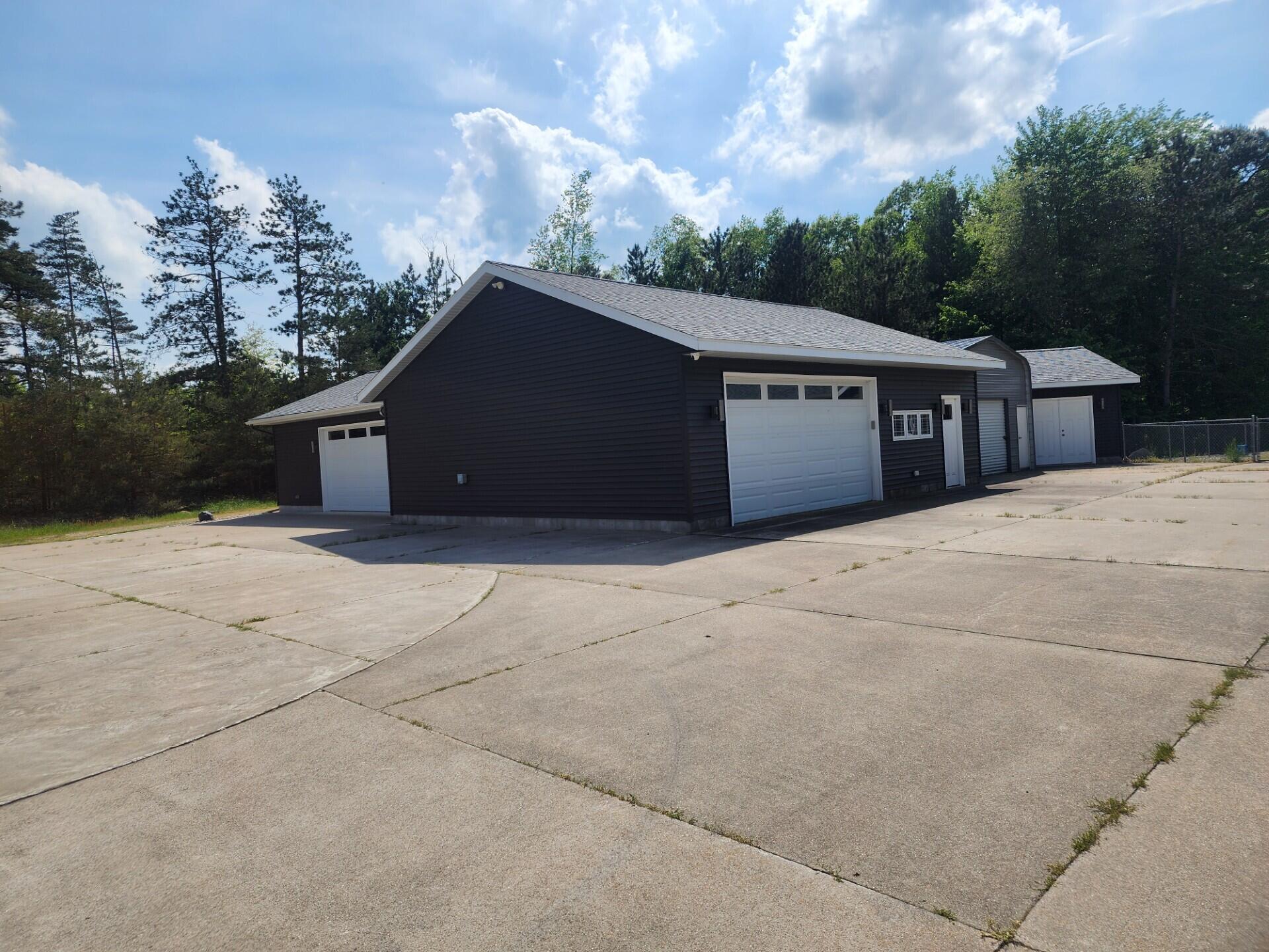 4787 South Maple Island Road Fruitport, MI 49415 - Photo 34 of 37 thumbnail_1000002872