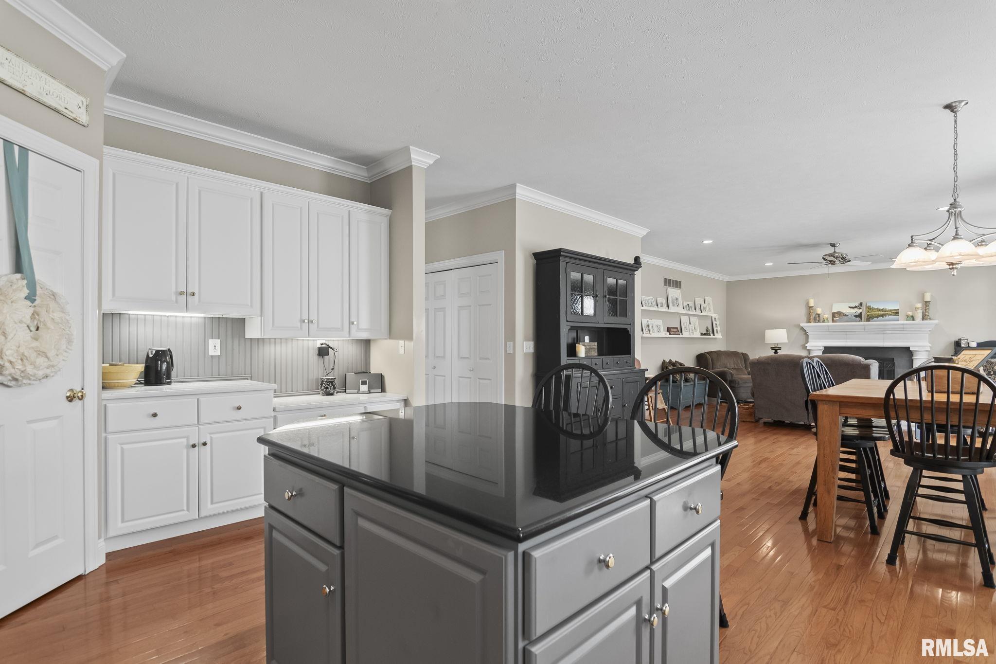 2729 Kipling Drive Springfield, IL 62711 - Photo 14 of 55