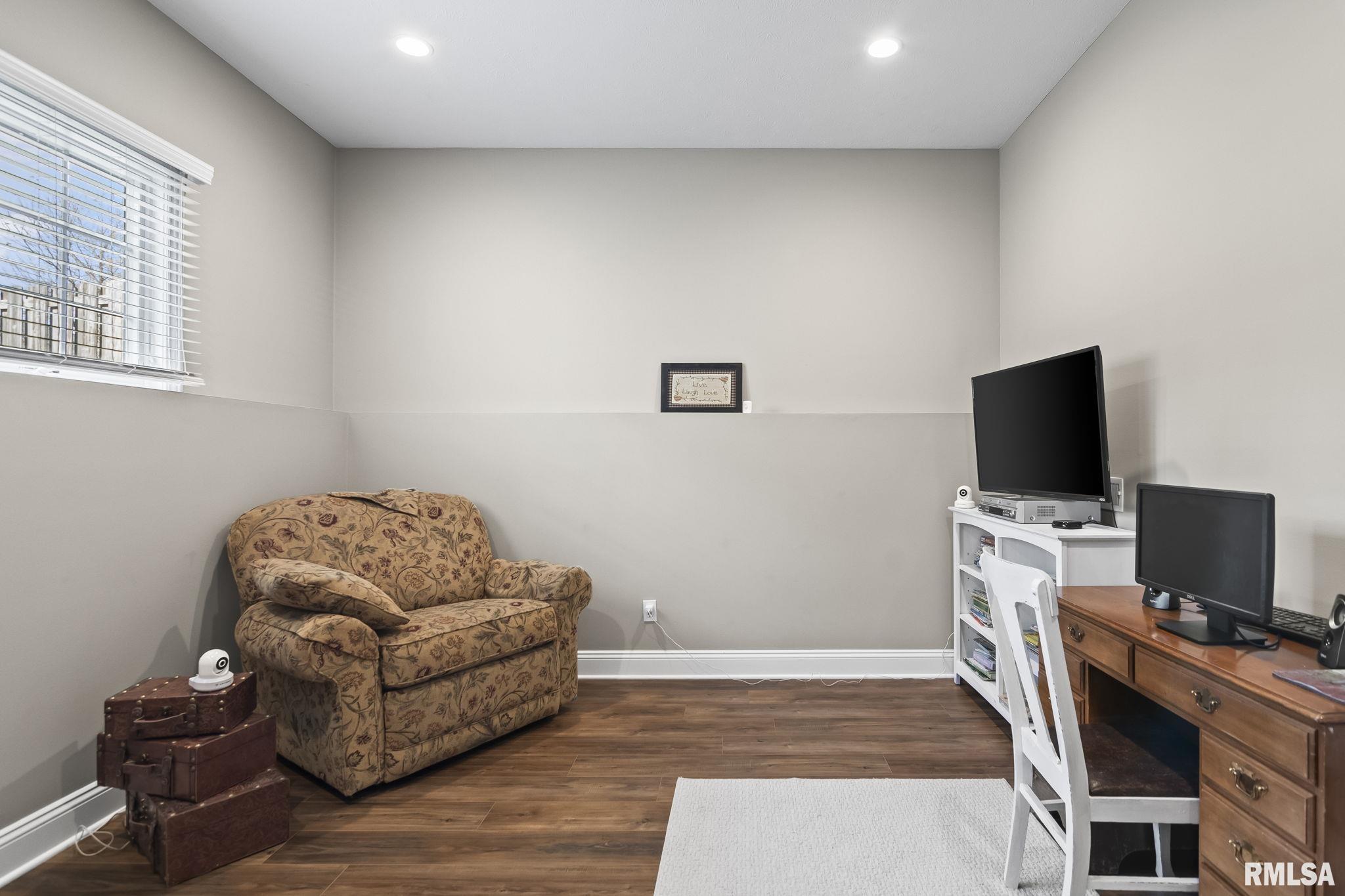 2729 Kipling Drive Springfield, IL 62711 - Photo 36 of 55