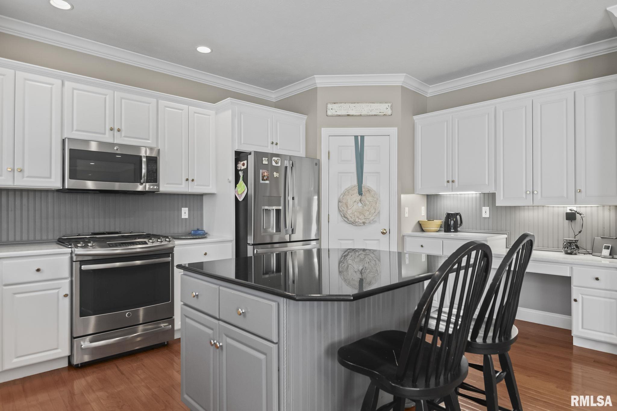 2729 Kipling Drive Springfield, IL 62711 - Photo 9 of 55