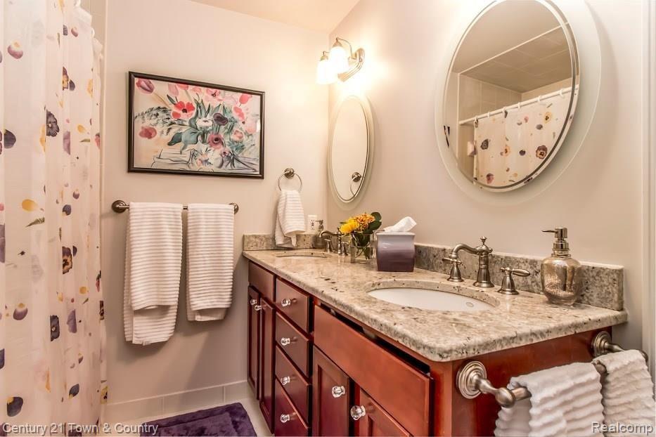 6513 John R Road Troy, MI 48085 - Photo 22 of 40