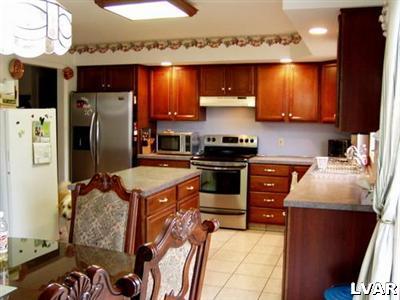 2431 Bellview Road Schnecksville, PA 18078 - Photo 5 of 6 Gallery Image 5