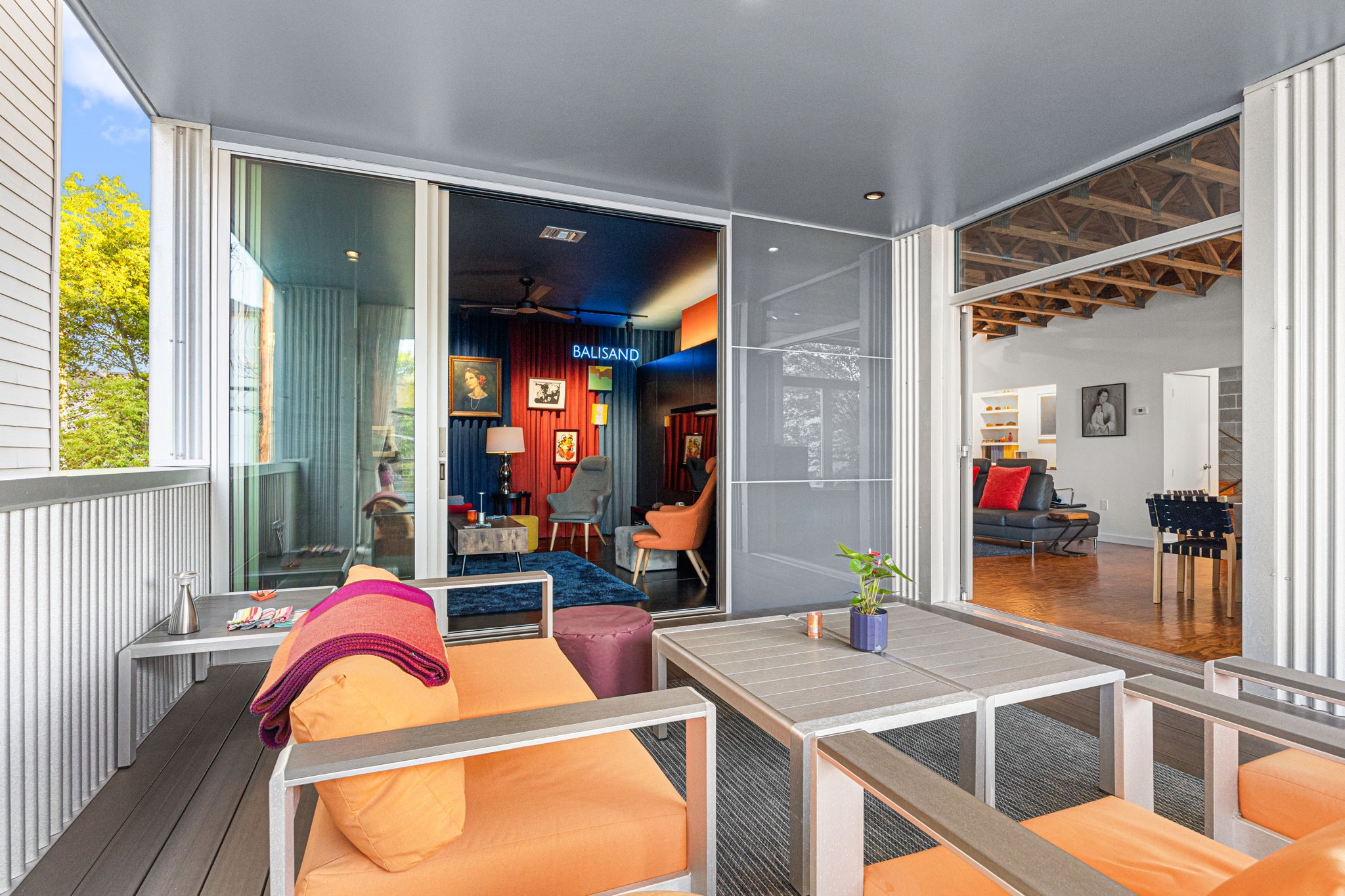 5811 Rose Street Houston, TX 77007 - Photo 13 of 38 The multi-slide door allows the salon room to be an extension of main living entertaining, or easily flex into a private room for a more intimate evening.