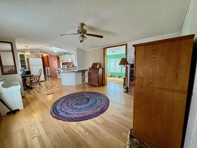 $109,900 | 4 Earl Avenue, Winchester, NH 03470