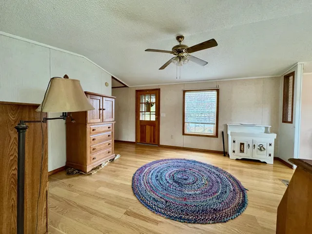 $109,900 | 4 Earl Avenue, Winchester, NH 03470