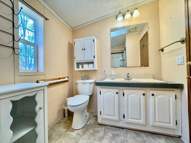 $109,900 | 4 Earl Avenue, Winchester, NH 03470