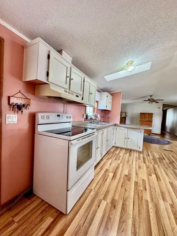 $109,900 | 4 Earl Avenue, Winchester, NH 03470