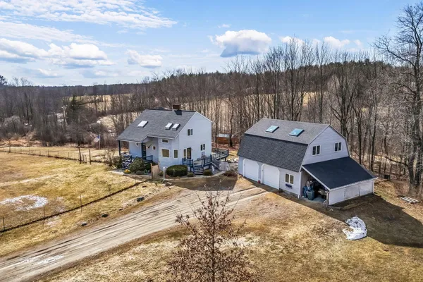 $397,000 | 5 Hideaway Lane, Richmond, ME 04357