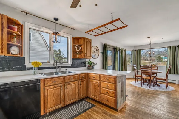 $397,000 | 5 Hideaway Lane, Richmond, ME 04357