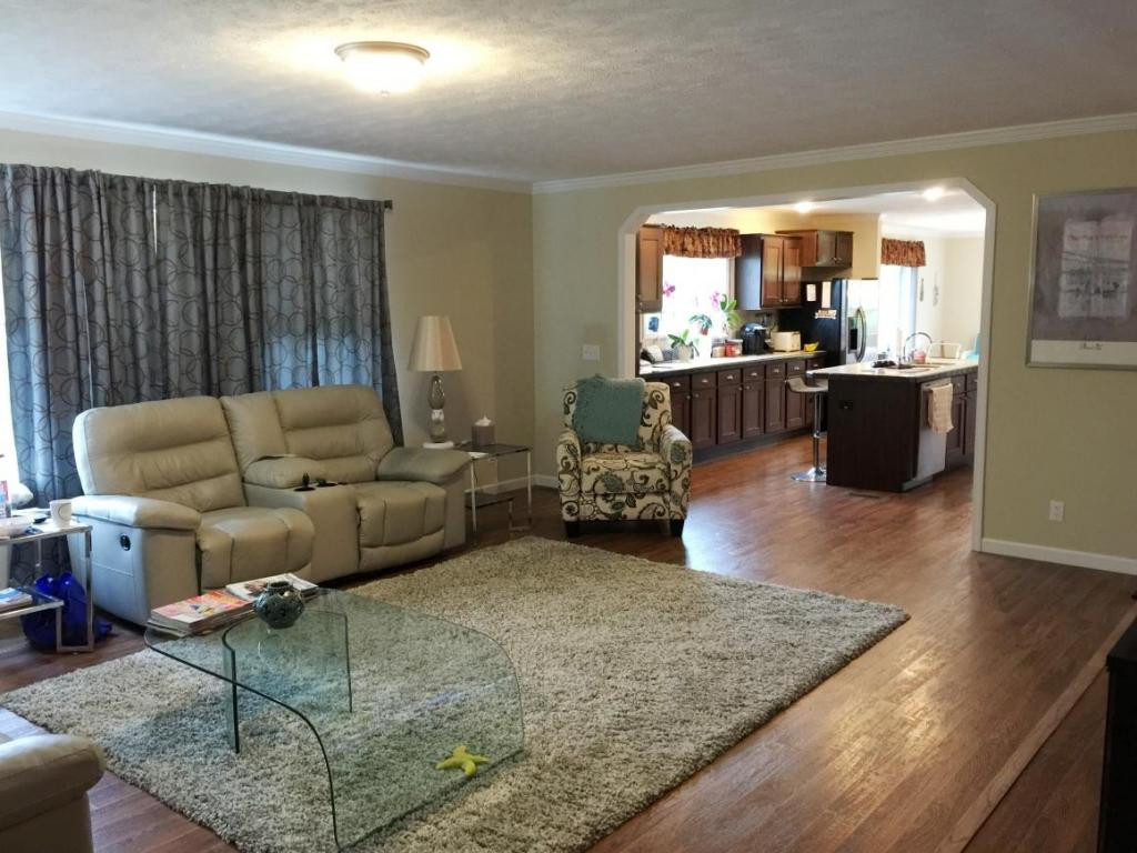 330 Dykes Hill Road Limestone, TN 37681 - Photo 14 of 24 Living Room