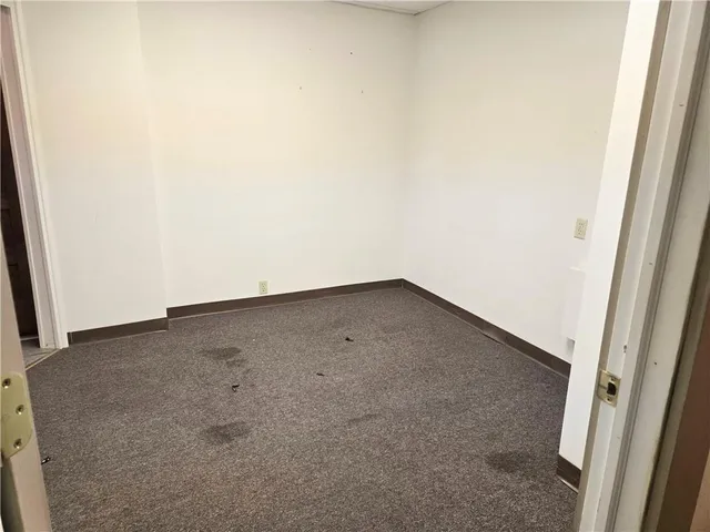 $900 | 141 South Jefferson Street, Unit 139, Kittanning, PA 16201