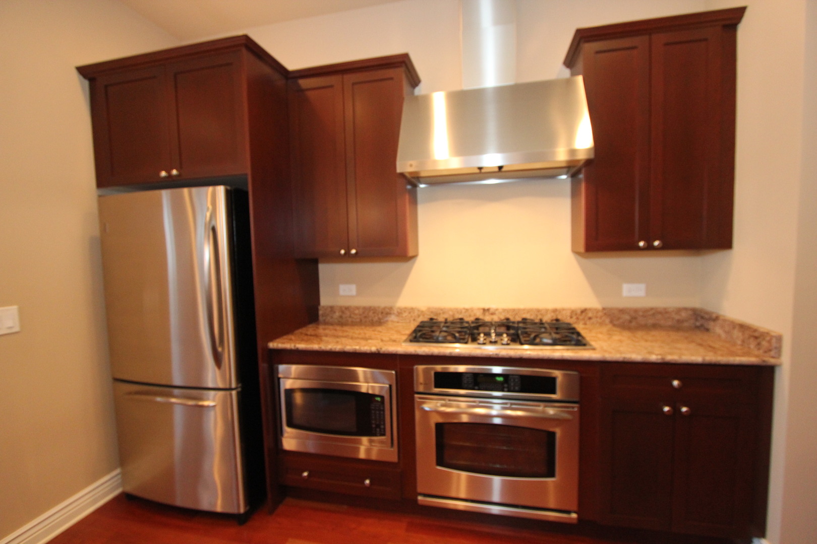 35 South Racine Avenue, Unit 5NW Chicago, IL 60607 - Photo 9 of 25 Gallery Image 9