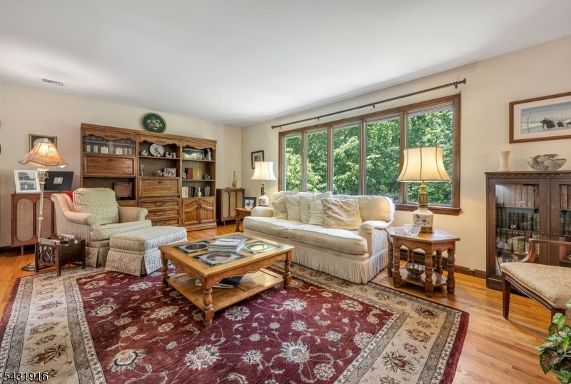 19 Rabbit Run West Milford, NJ 07435 - Photo 8 of 31