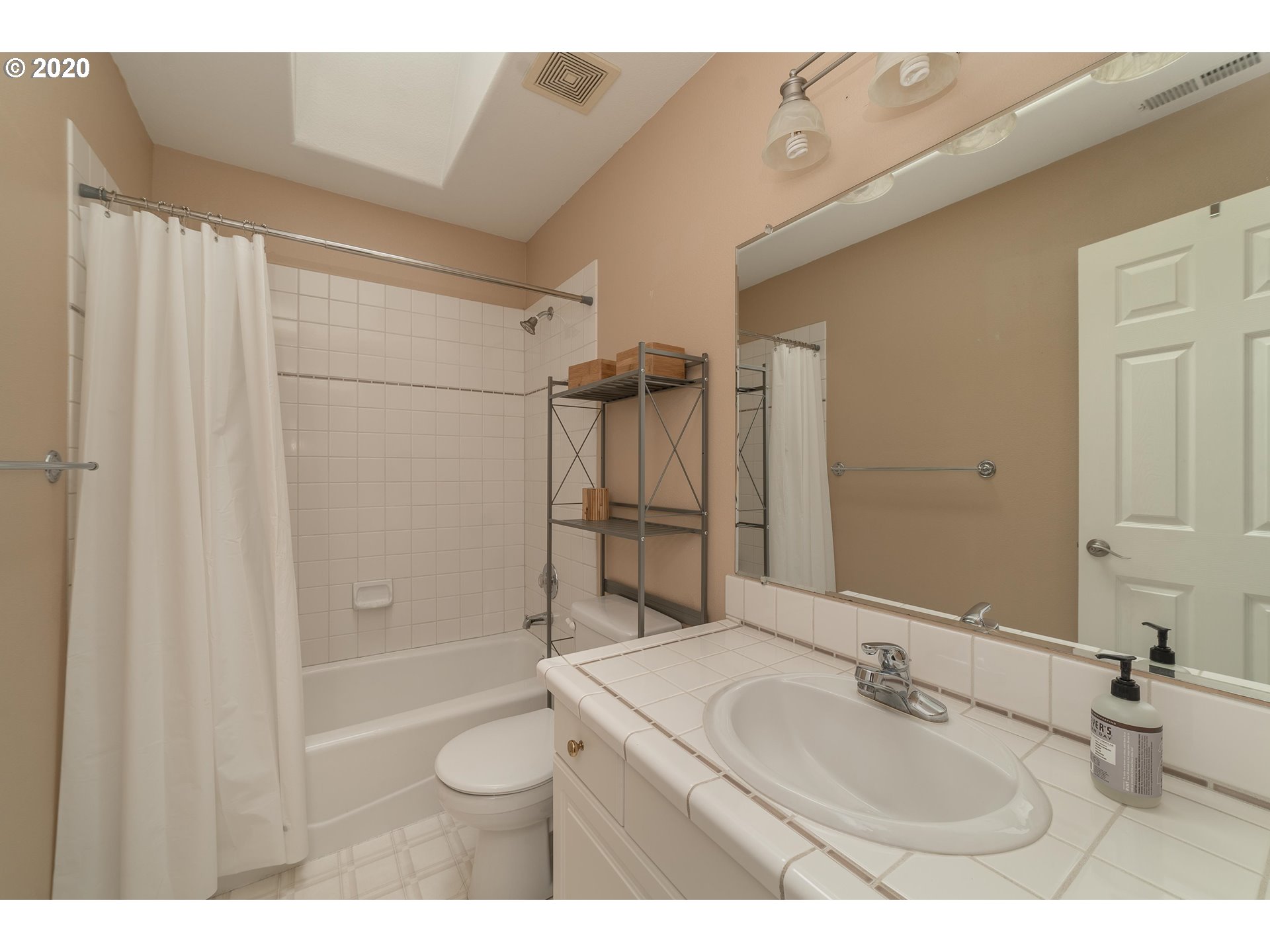 4529 Northwest Valley Street Camas, WA 98607 - Photo 13 of 29