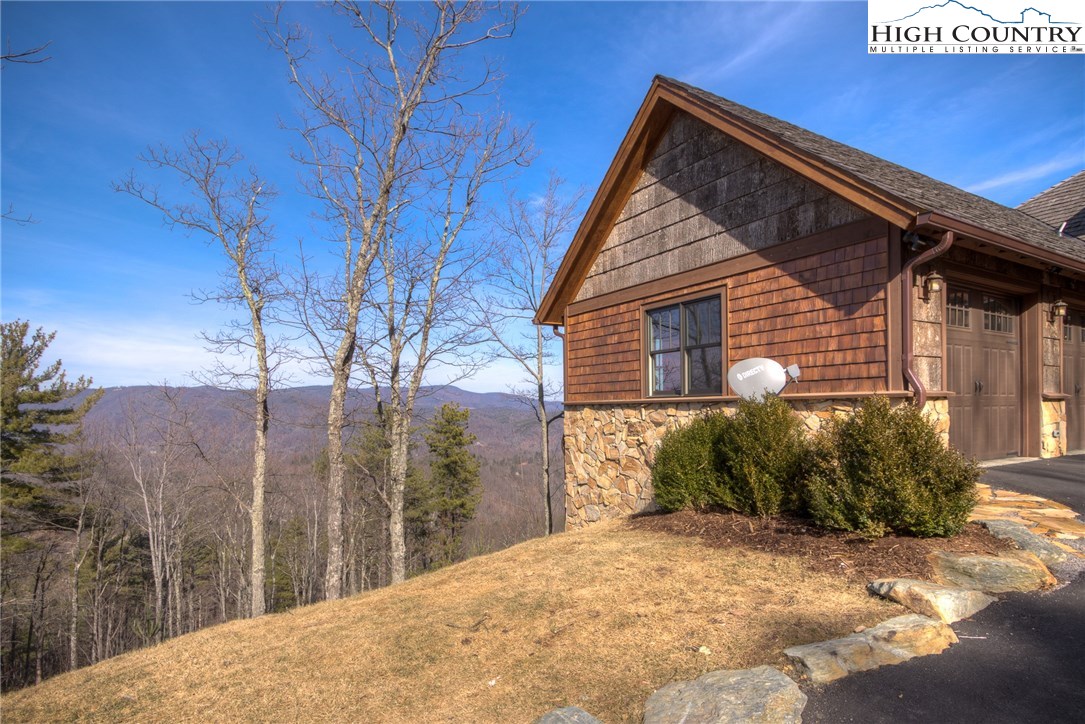 422 Pepperroot Road Boone, NC 28607 - Photo 11 of 12 Gallery Image 11