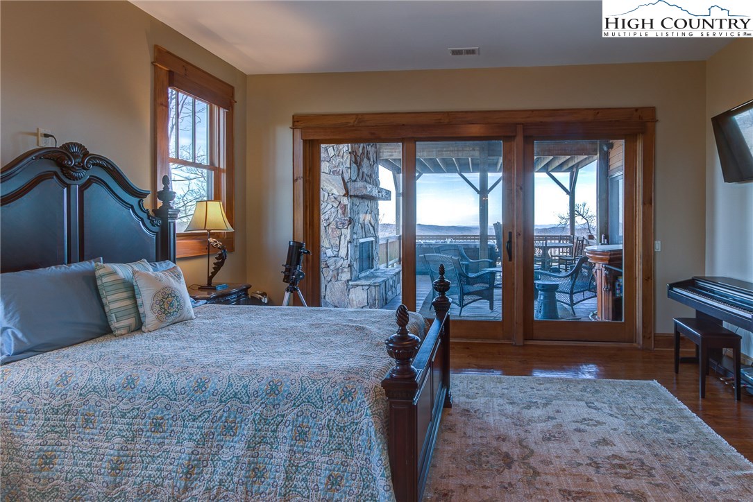 422 Pepperroot Road Boone, NC 28607 - Photo 5 of 12 Gallery Image 5