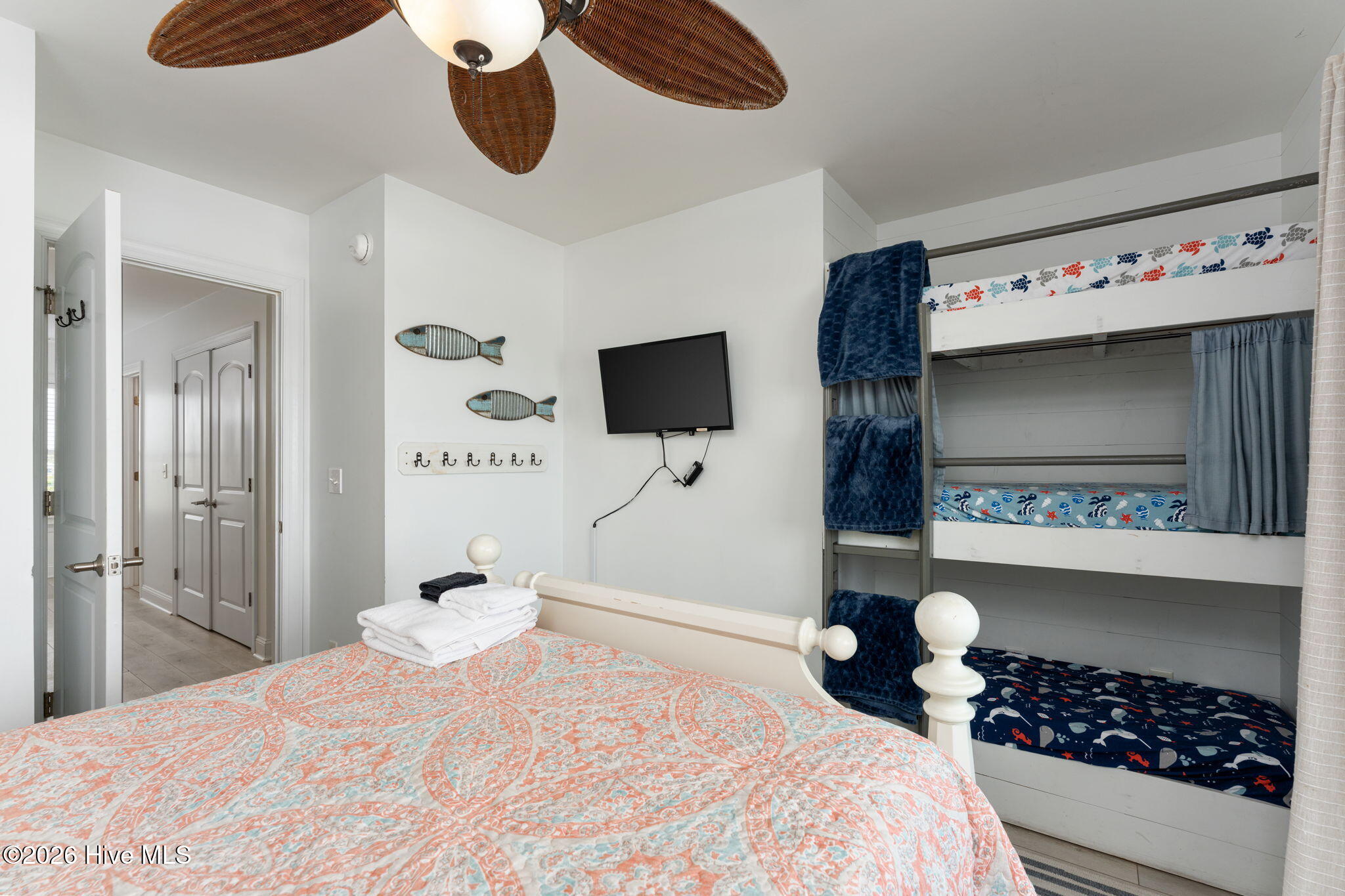 1324 New River Inlet Road North Topsail Beach, NC 28460 - Photo 15 of 90 bedroom-04b
