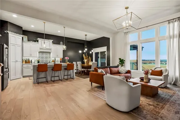 $610,000 | 21123 West 186th Ter Spring Hill, Spring Hill, KS 66083