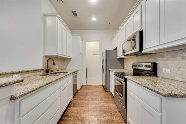 $2,095 | 3009 Solana Circle, Denton, TX 76207