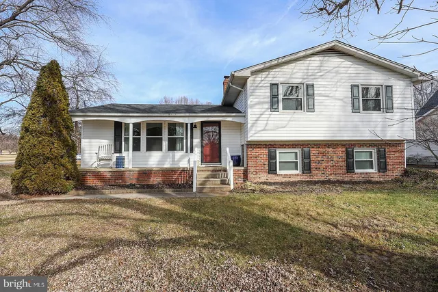 $425,000 | 40736 Center 40 Circle, Leonardtown, MD 20650