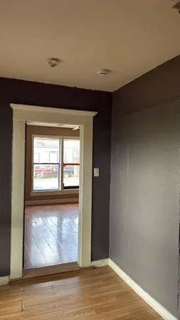 $1,325 | 7933 Brays Street, Unit A, Houston, TX 77012