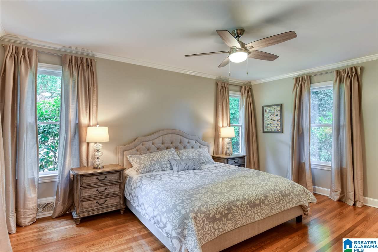 1887 Shades Crest Road Birmingham, AL 35216 - Photo 23 of 49