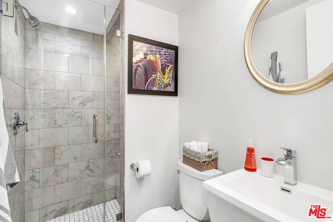 13035 Mindanao Way, Unit 2 Marina del Rey, CA 90292 - Photo 16 of 29 a bathroom with a toilet and a sink