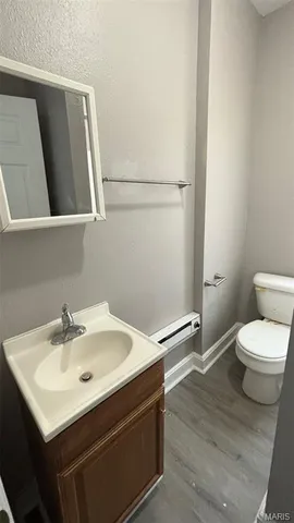 $725 | 7166 Lyndover Place, Unit E, St. Louis, MO 63143