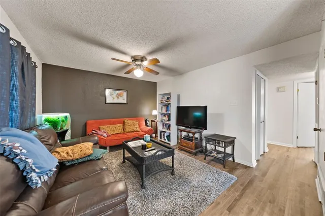 $149,900 | 1421 South 12th Street, Unit 210, Waco, TX 76706