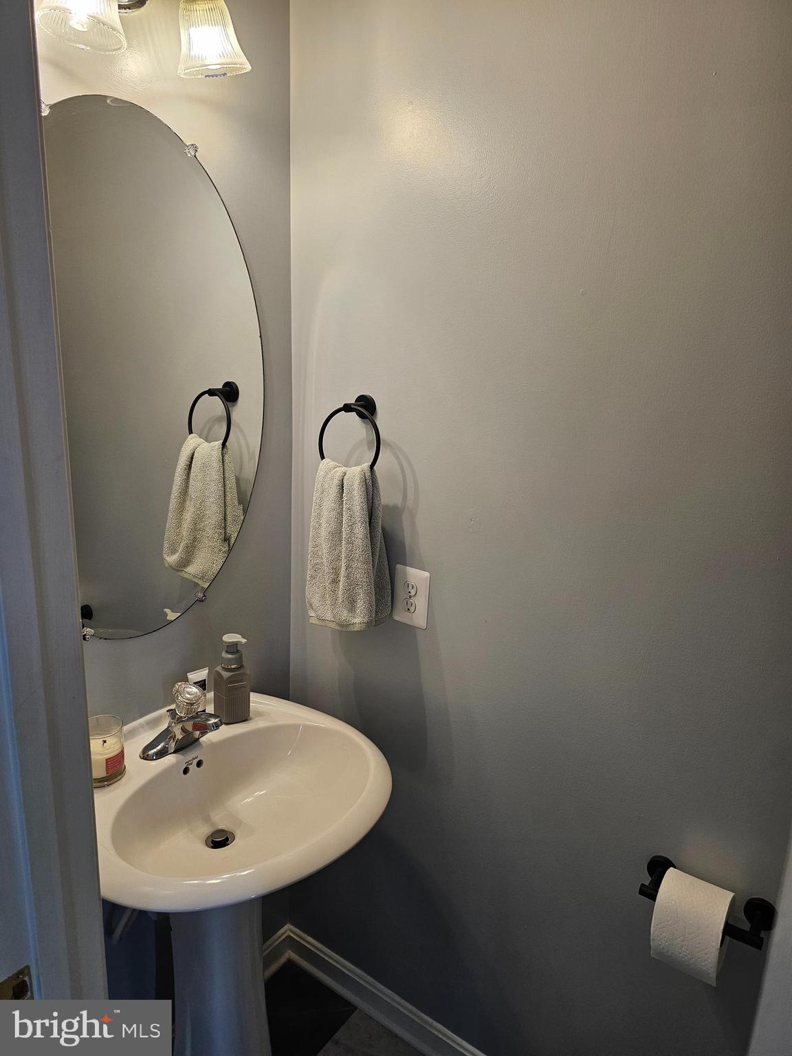64 Milestone Court Chambersburg, PA 17201 - Photo 23 of 59 Convenient main level powder room, bath 2.