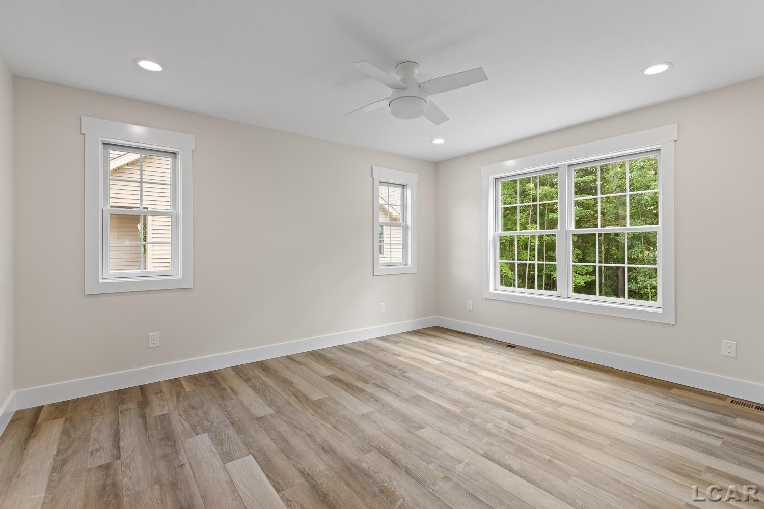 1669 Rivers Edge Court Adrian, MI 49221 - Photo 15 of 42 Gallery Image 15