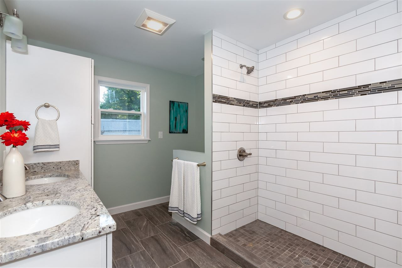1317 Marlborough Road Raleigh, NC 27610 - Photo 10 of 20 MASTER BATH
