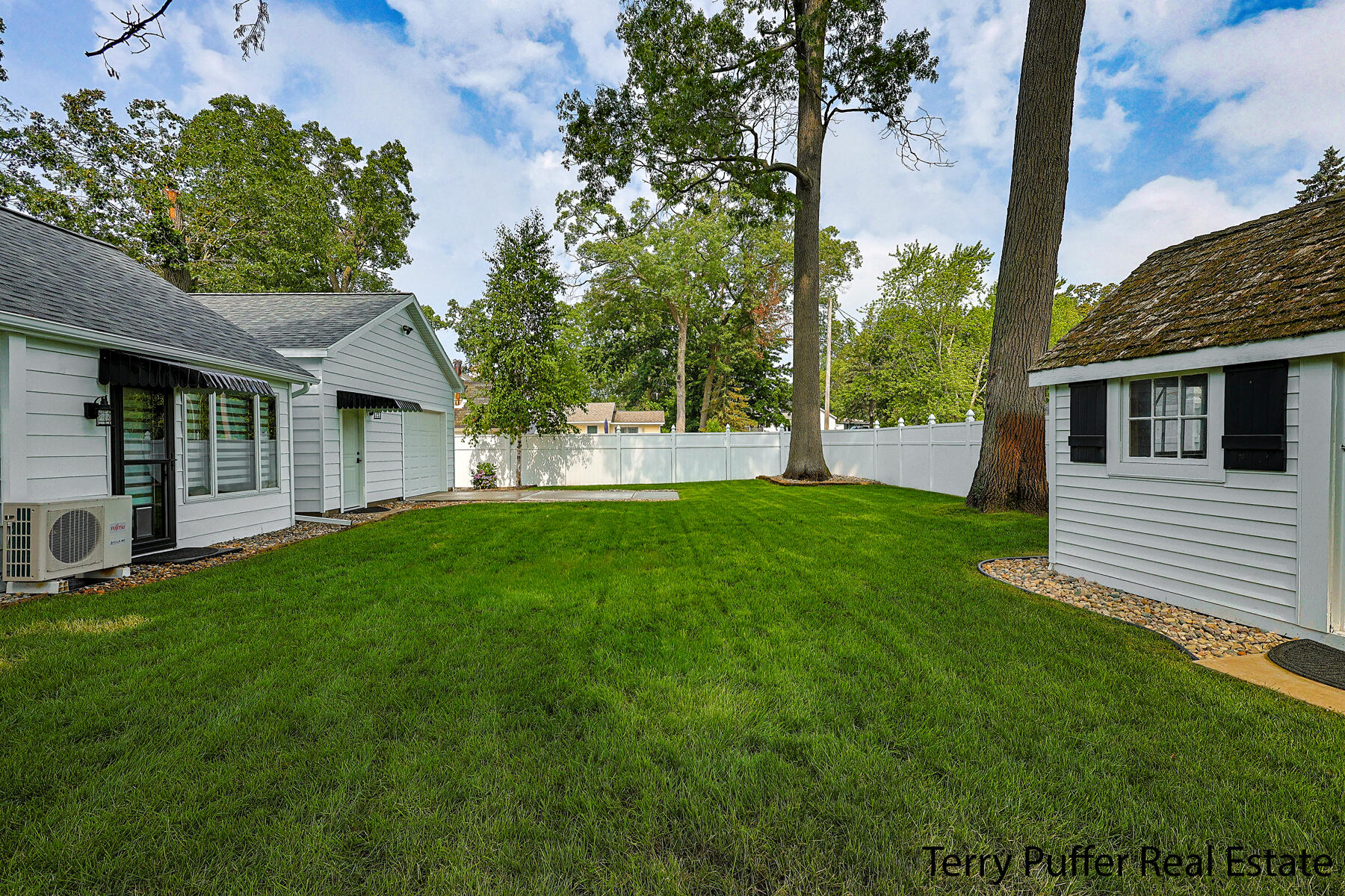 490 South Bear Lake Road Muskegon, MI 49445 - Photo 24 of 42 IMG_0050