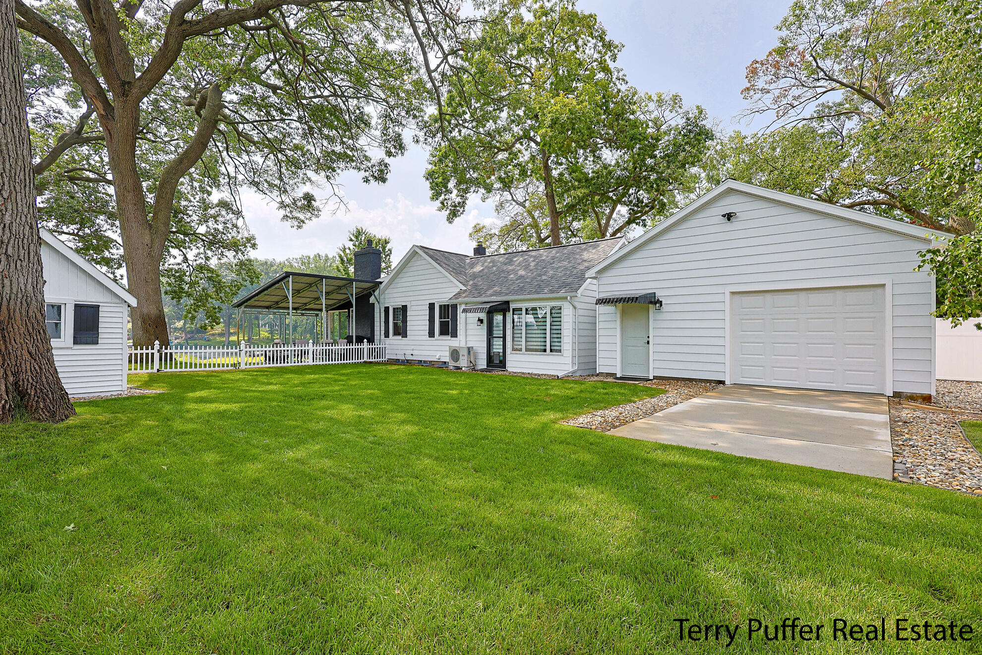 490 South Bear Lake Road Muskegon, MI 49445 - Photo 27 of 42 IMG_0056