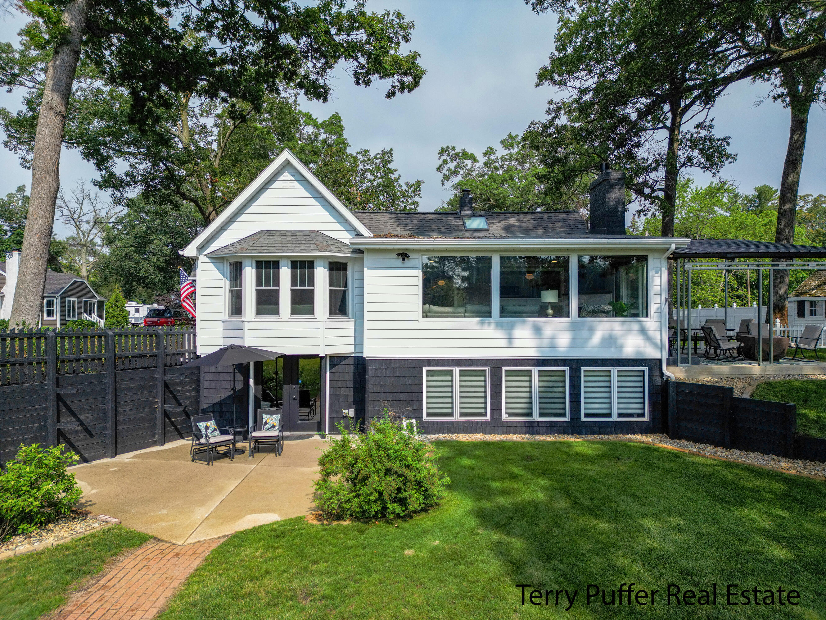 490 South Bear Lake Road Muskegon, MI 49445 - Photo 31 of 42 DJI_0395