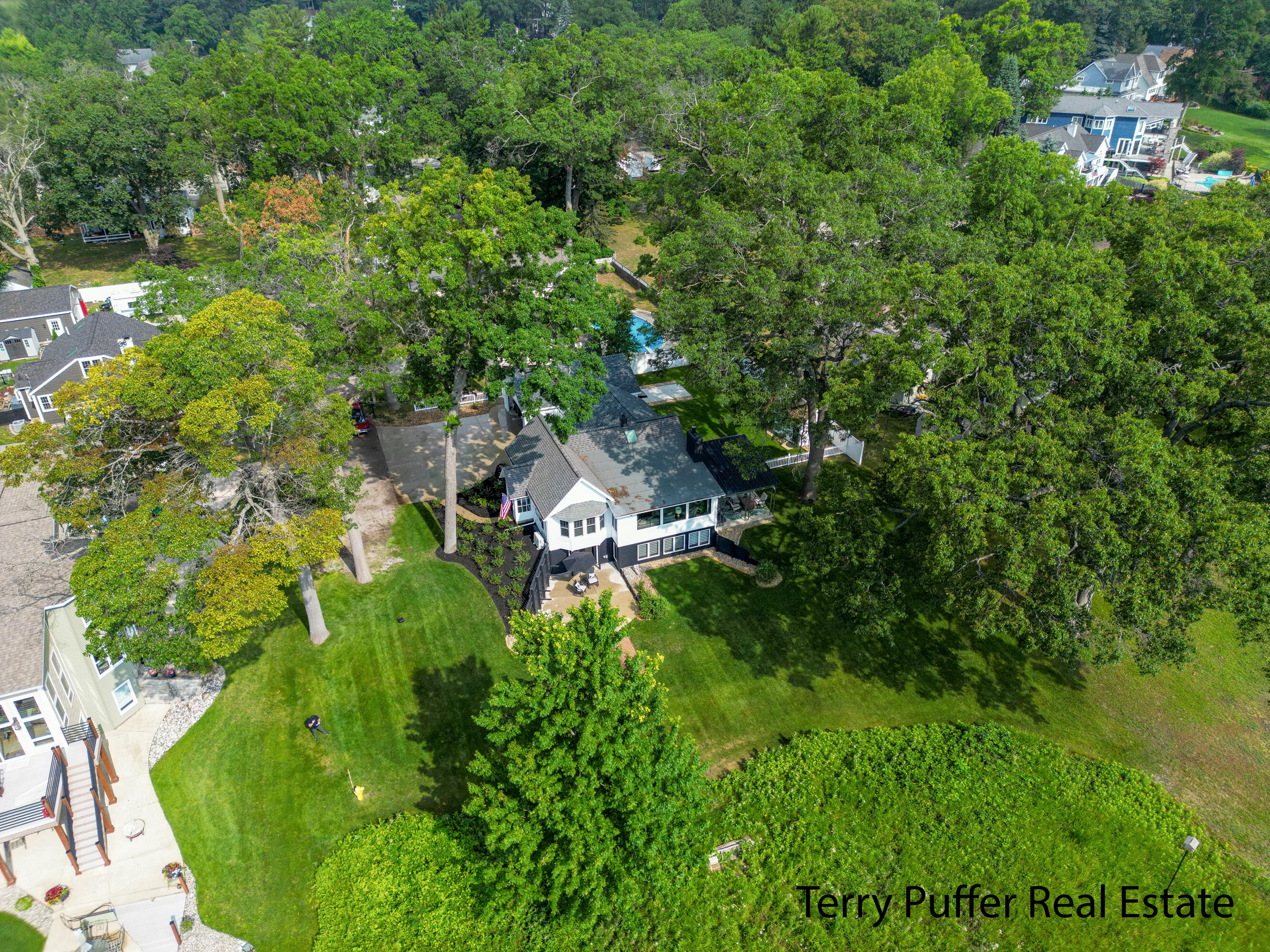 490 South Bear Lake Road Muskegon, MI 49445 - Photo 34 of 42 DJI_0398