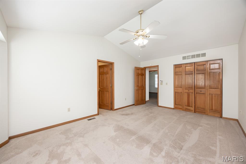 916 Crosswinds Drive Belleville, IL 62221 - Photo 13 of 31