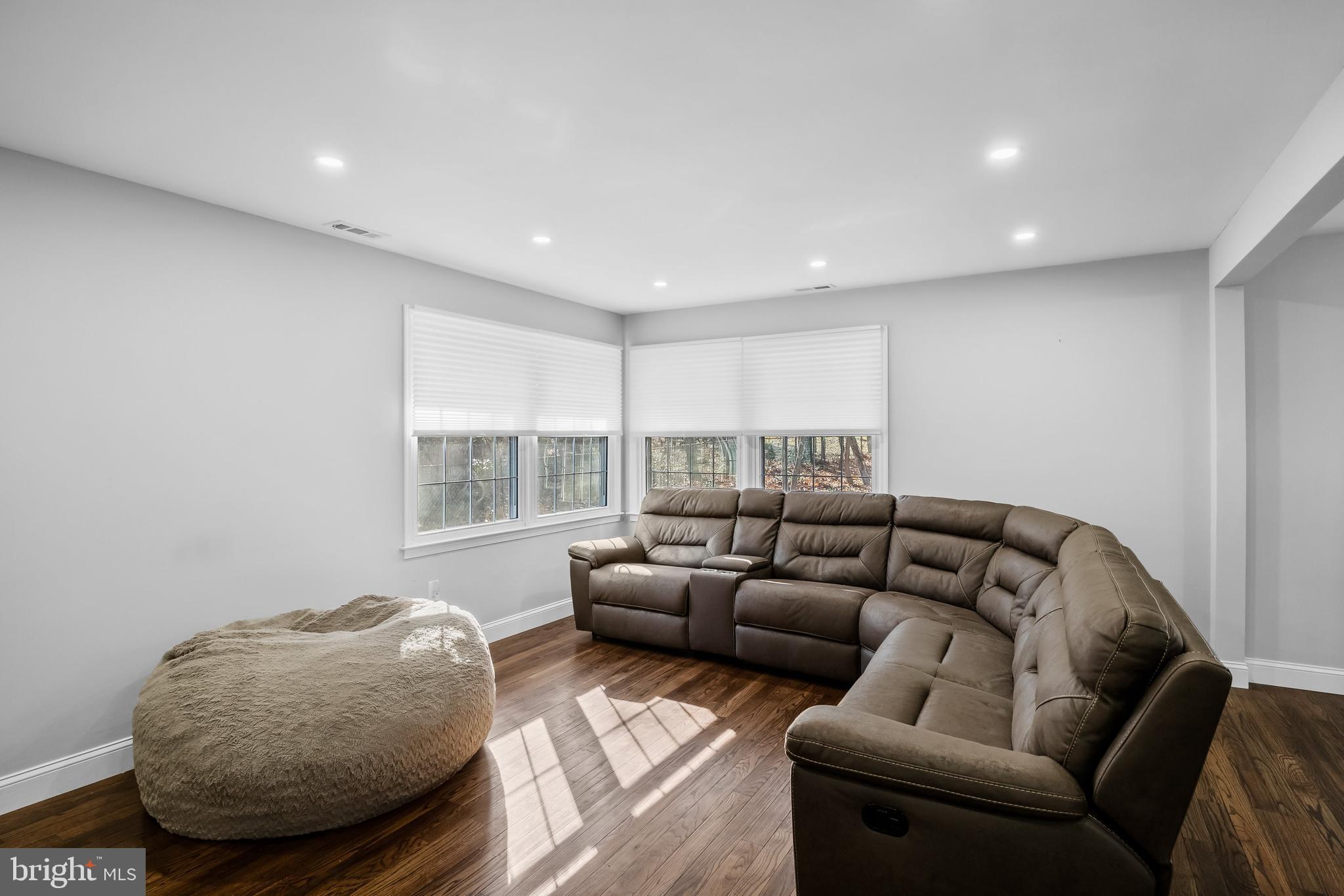 368 Tuckerton Road Medford, NJ 08055 - Photo 6 of 34