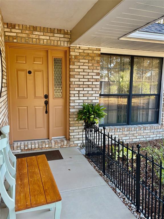 19807 Southwest 85th Loop Dunnellon, FL 34432 - Photo 4 of 60 a view of a balcony