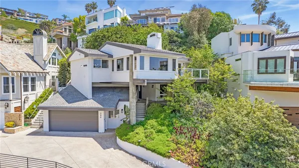 $20,000 | 546 Temple Hills Drive, Laguna Beach, CA 92651