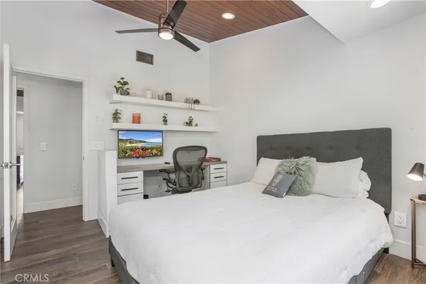 $20,000 | 546 Temple Hills Drive, Laguna Beach, CA 92651