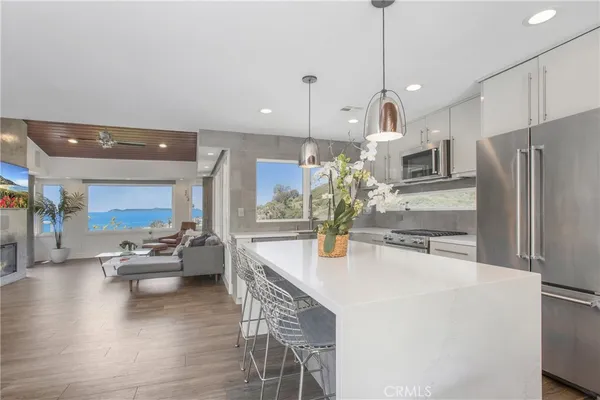 $20,000 | 546 Temple Hills Drive, Laguna Beach, CA 92651