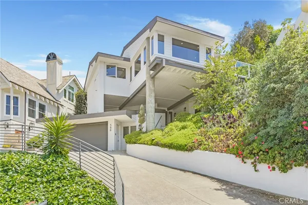 $20,000 | 546 Temple Hills Drive, Laguna Beach, CA 92651