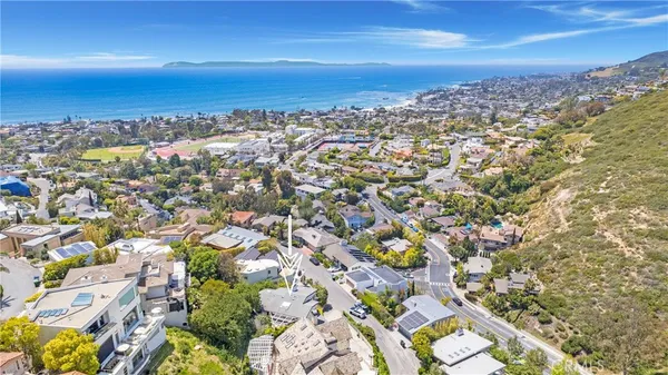 $20,000 | 546 Temple Hills Drive, Laguna Beach, CA 92651