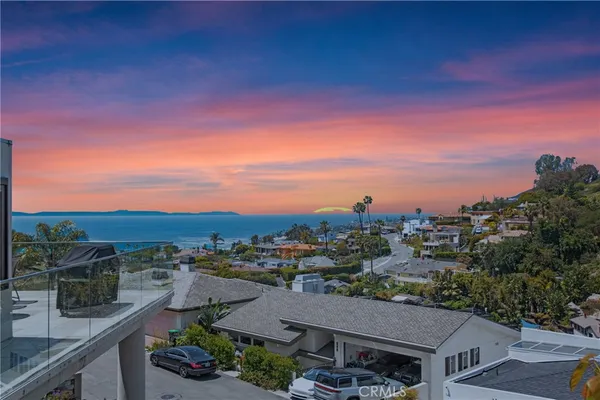 $20,000 | 546 Temple Hills Drive, Laguna Beach, CA 92651